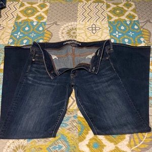 American Eagle womens 16L kick boot jeans